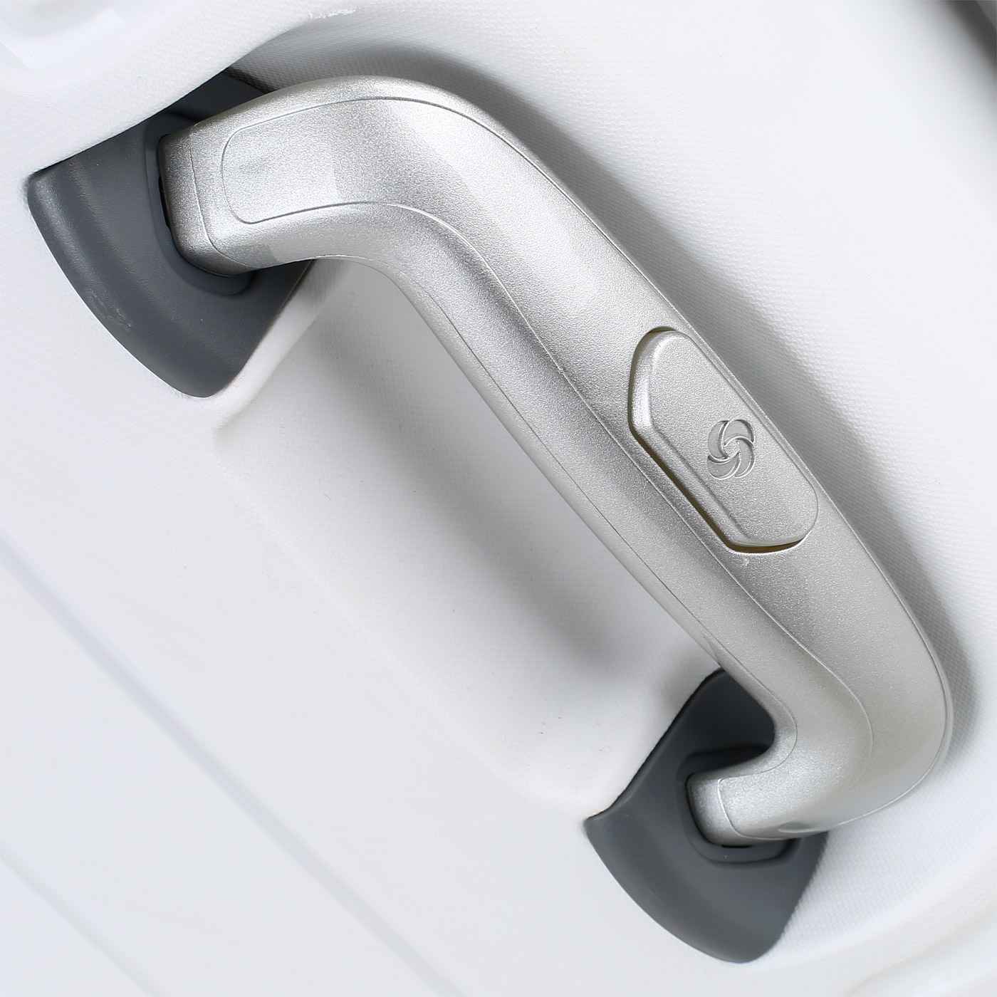 Чемодан большой L из полипропилена с кодовым замком Samsonite Flux