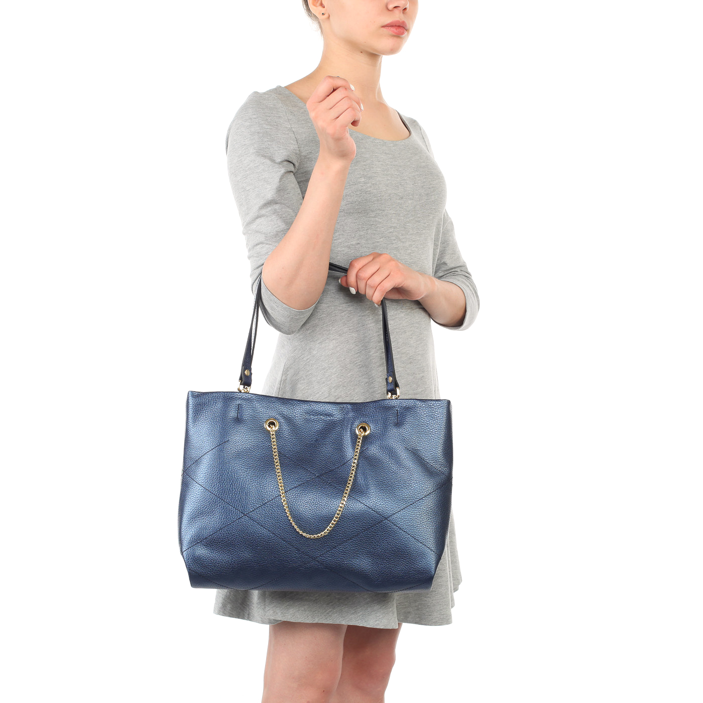 Вместительная женская сумка из натуральной кожи Chatte 