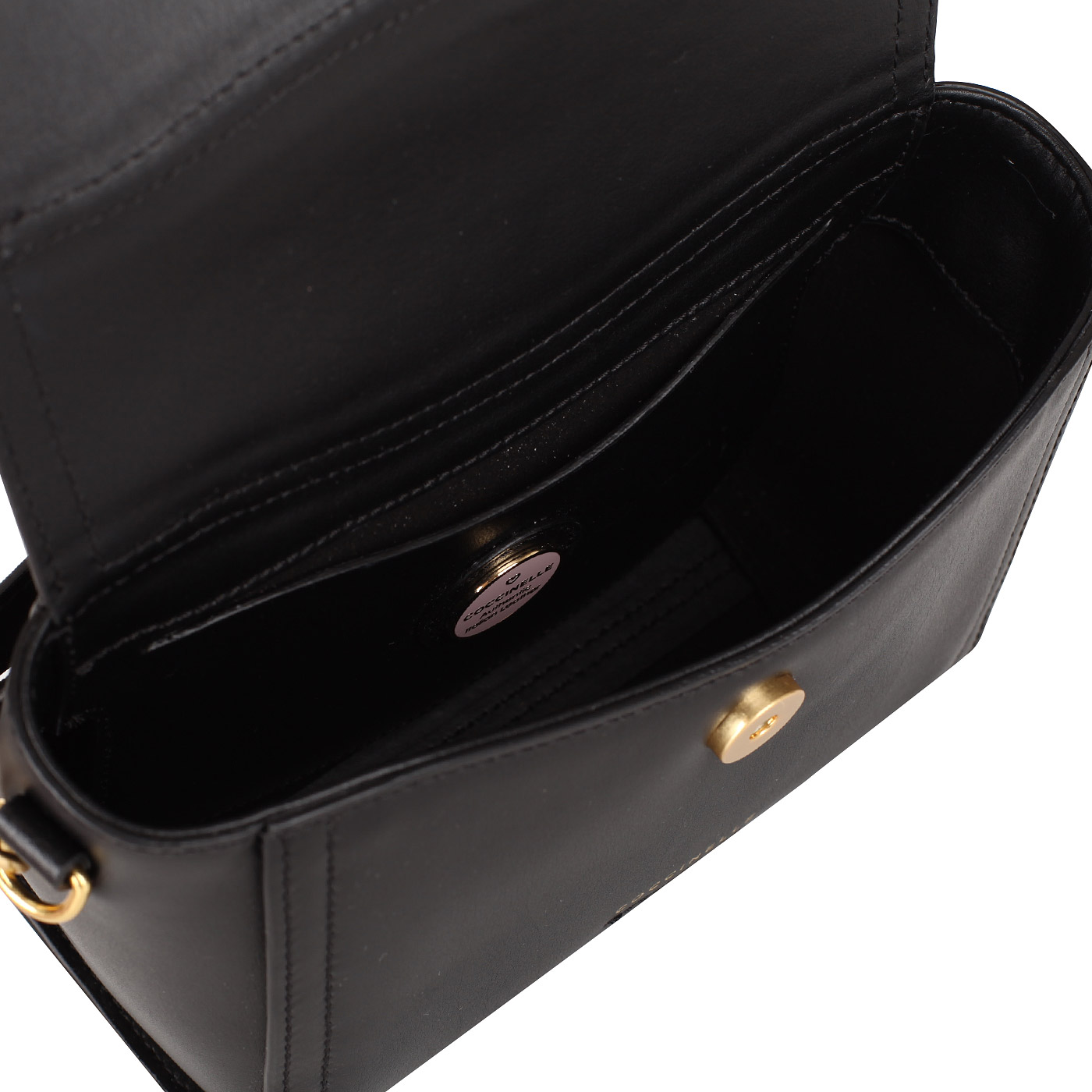 Сумочка на кнопке Coccinelle Paul Smooth