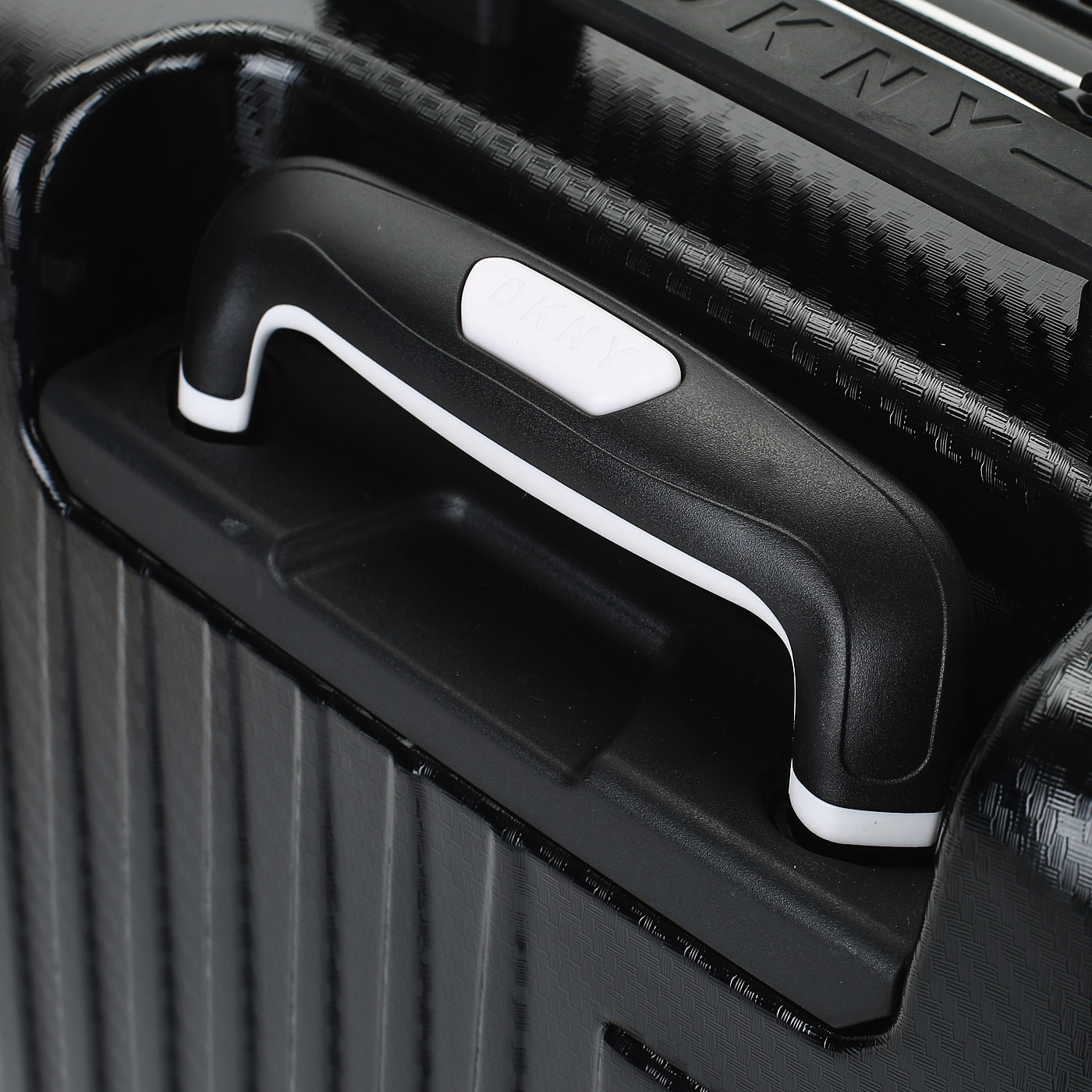 Чемодан маленький S из ABS-пластика с кодовым замком DKNY DKNY-118 Blaze