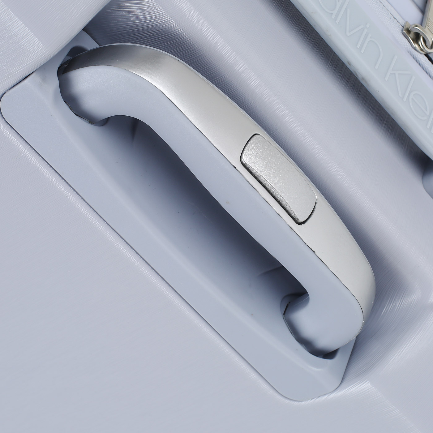 Чемодан средний M из ABS-пластика с кодовым замком Calvin Klein CK-642 Soho