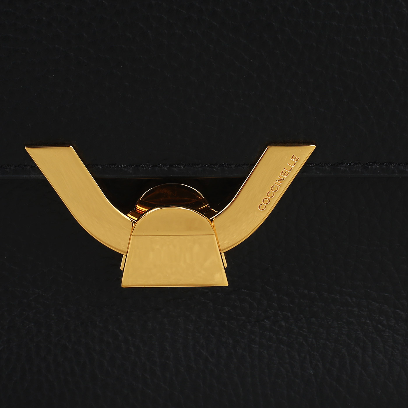 Сумка через плечо Coccinelle CoccinelleDew