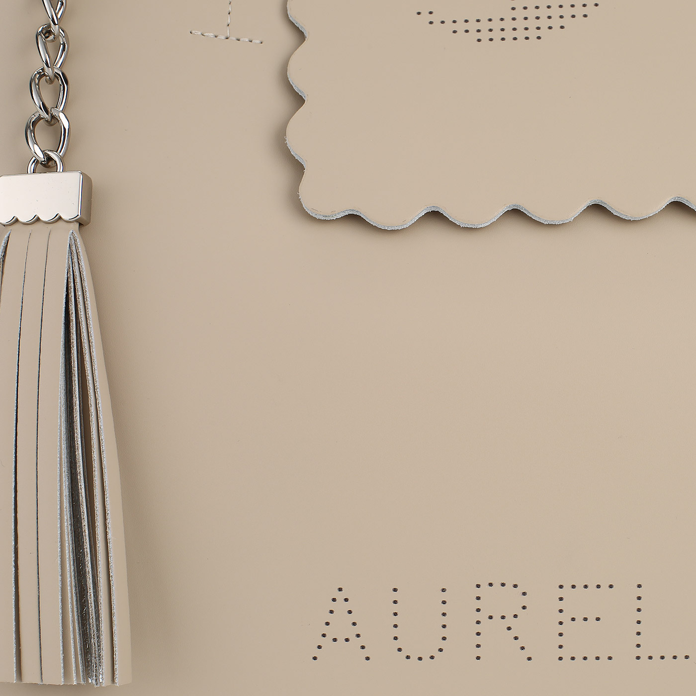 Бежевая сумка из кожи Aurelli 