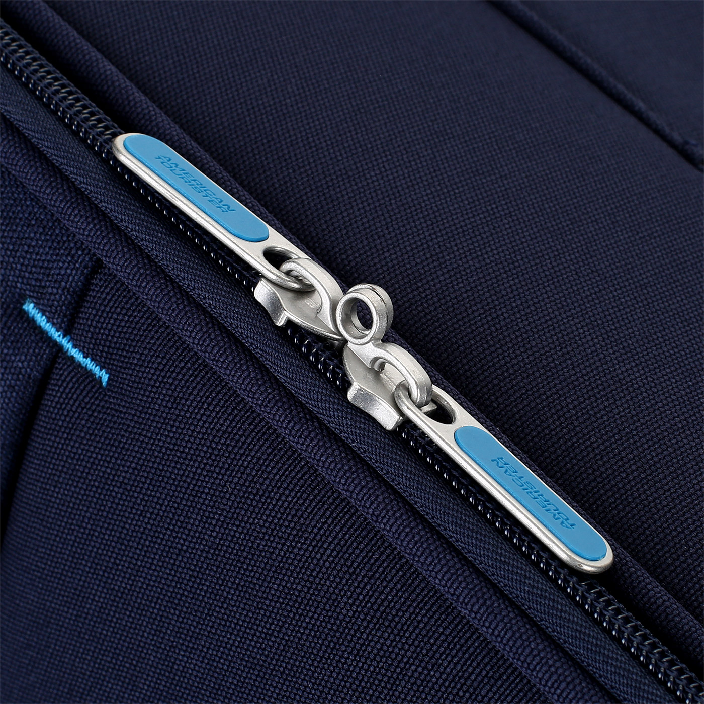 Чемодан большой L тканевый American Tourister Herolite Lifestyle