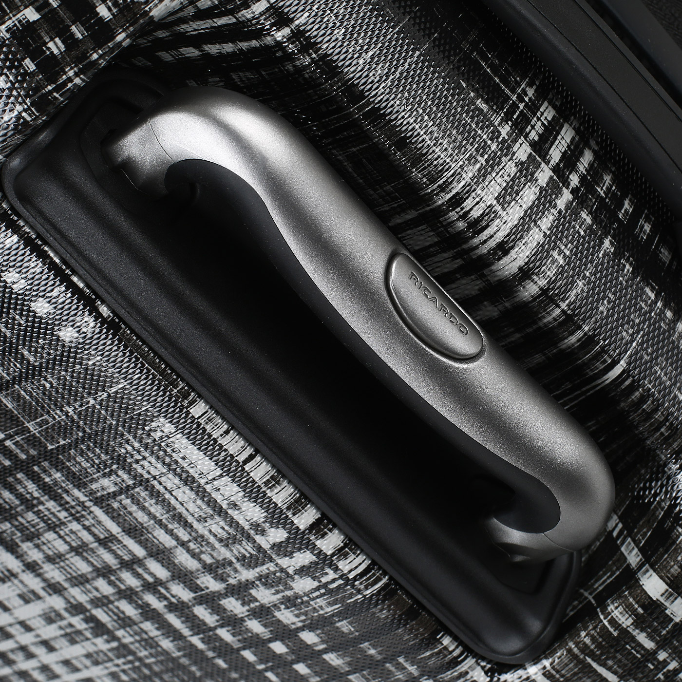 Чемодан очень большой XL из поликарбоната Ricardo San Clemente 2.0