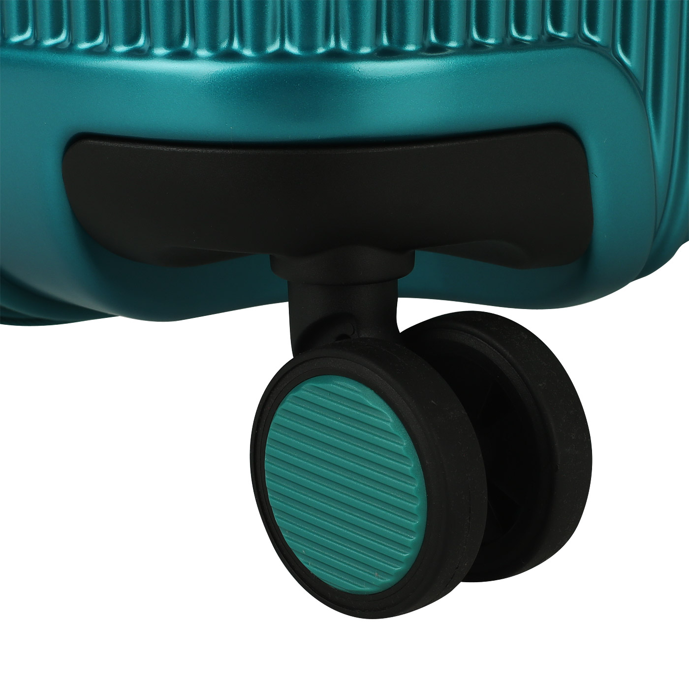 Чемодан большой L из поликарбоната с кодовым замком American Tourister Modern Dream