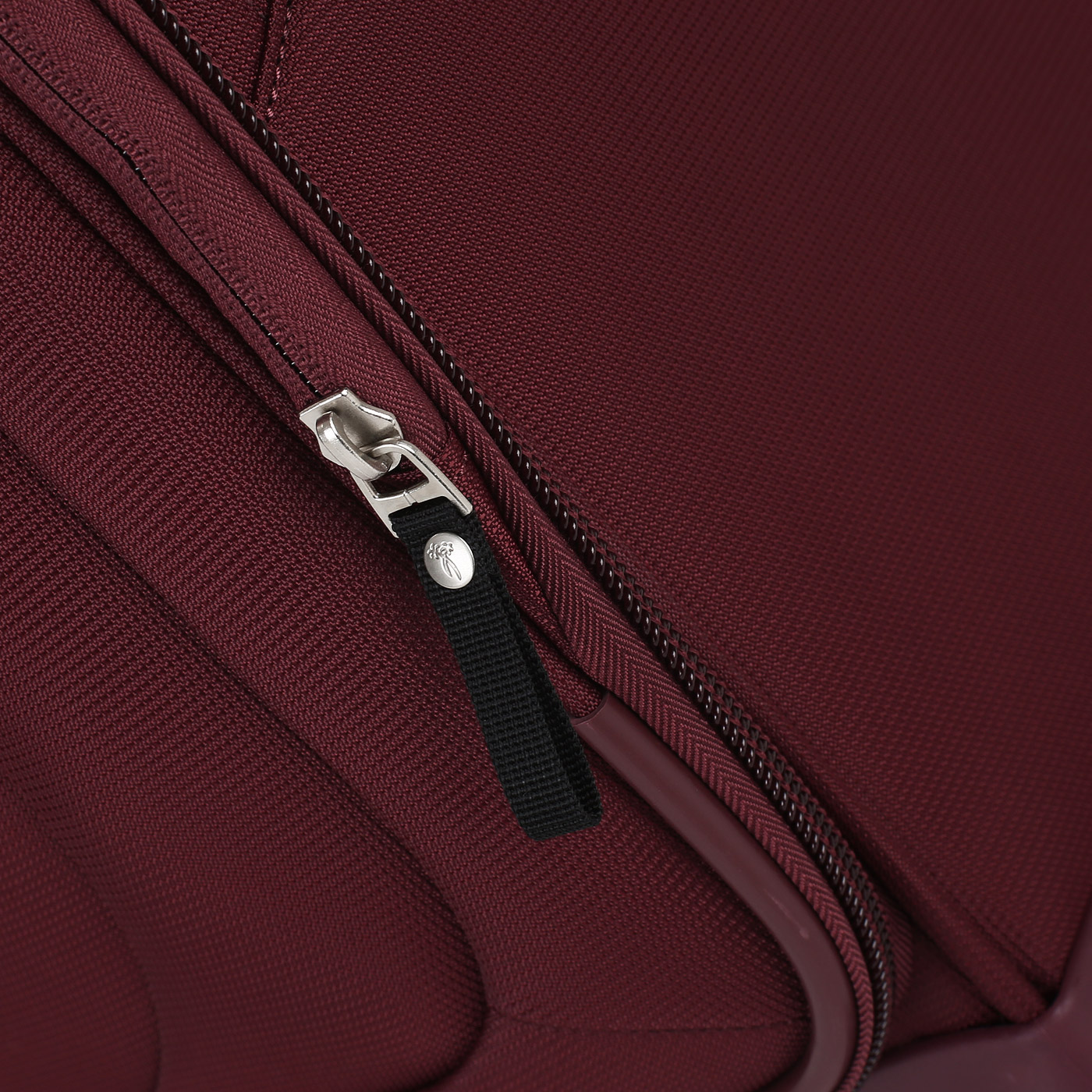 Чемодан большой L тканевый с кодовым замком Ricardo Seahaven