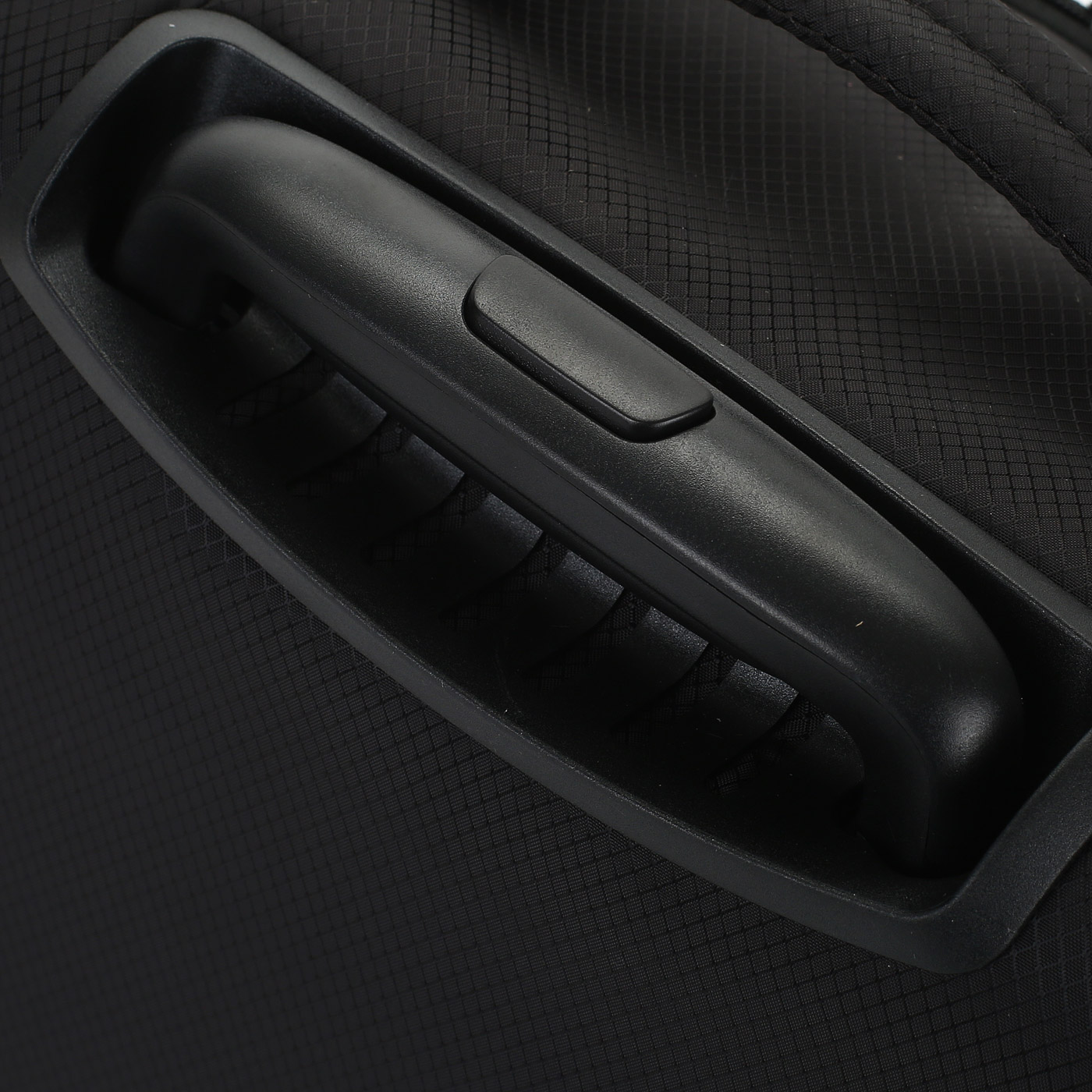 Чемодан для ручной клади тканевый American Tourister Litewing