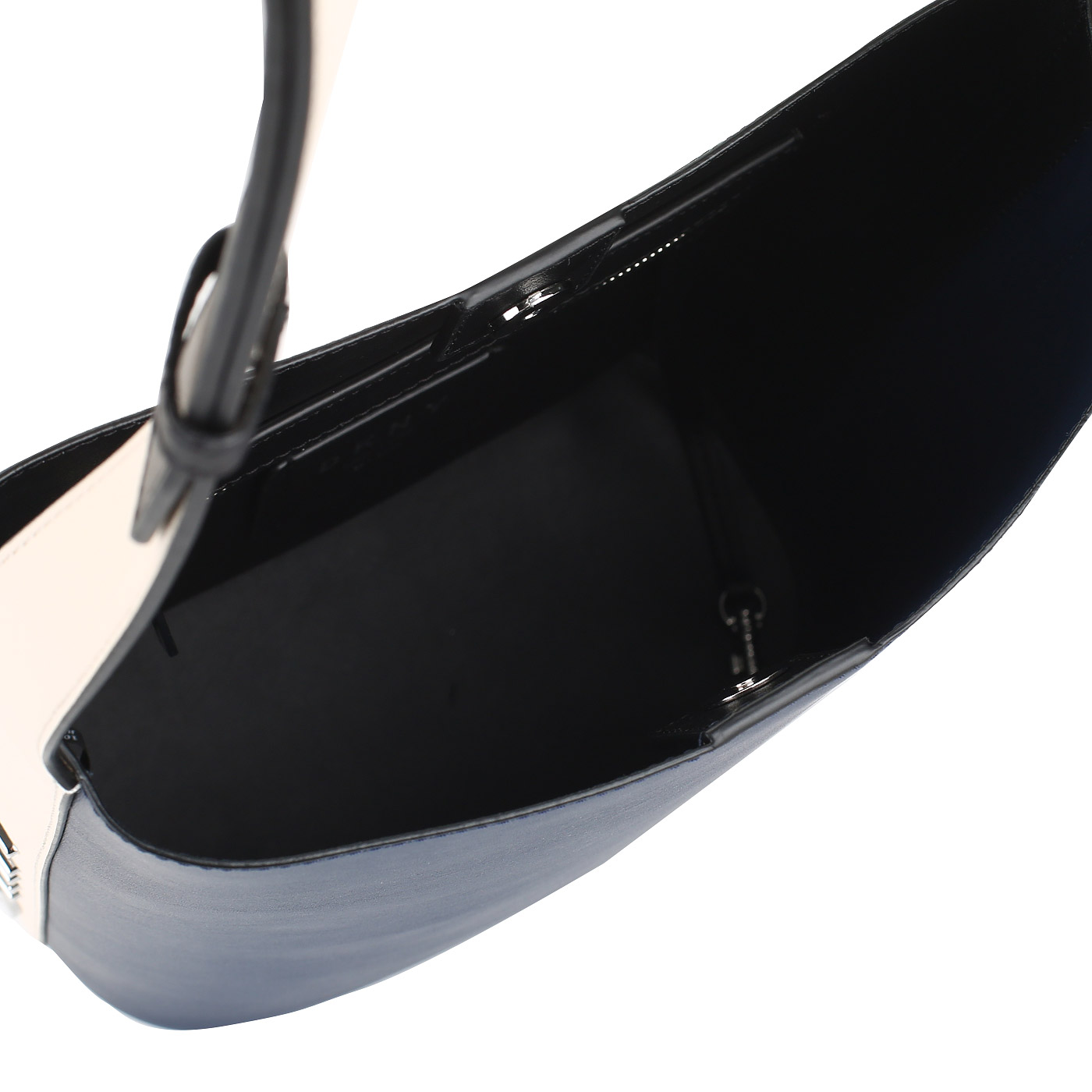 Кожаная сумочка с широким ремешком DKNY Bedford