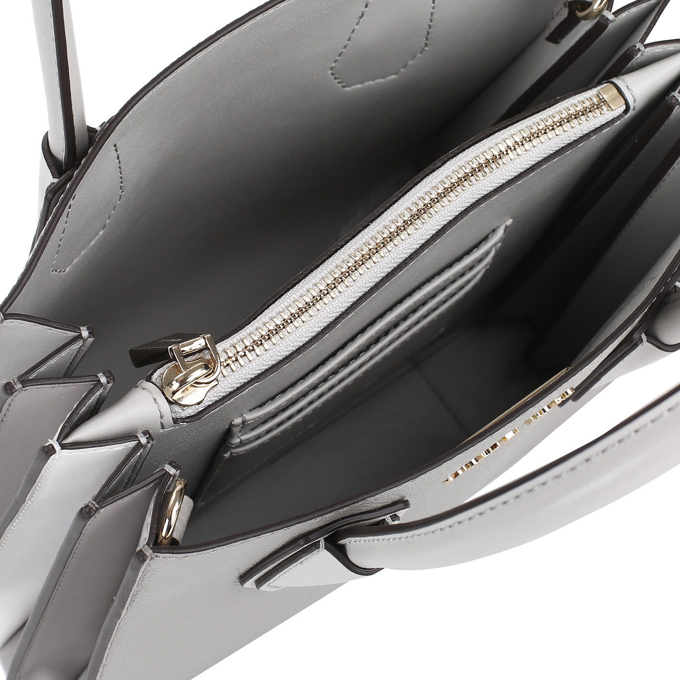 Сумочка из серой кожи Michael Kors Mercer