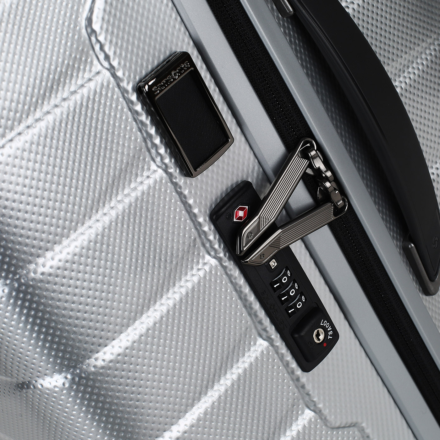 Чемодан очень большой XL  с кодовым замком Samsonite Proxis