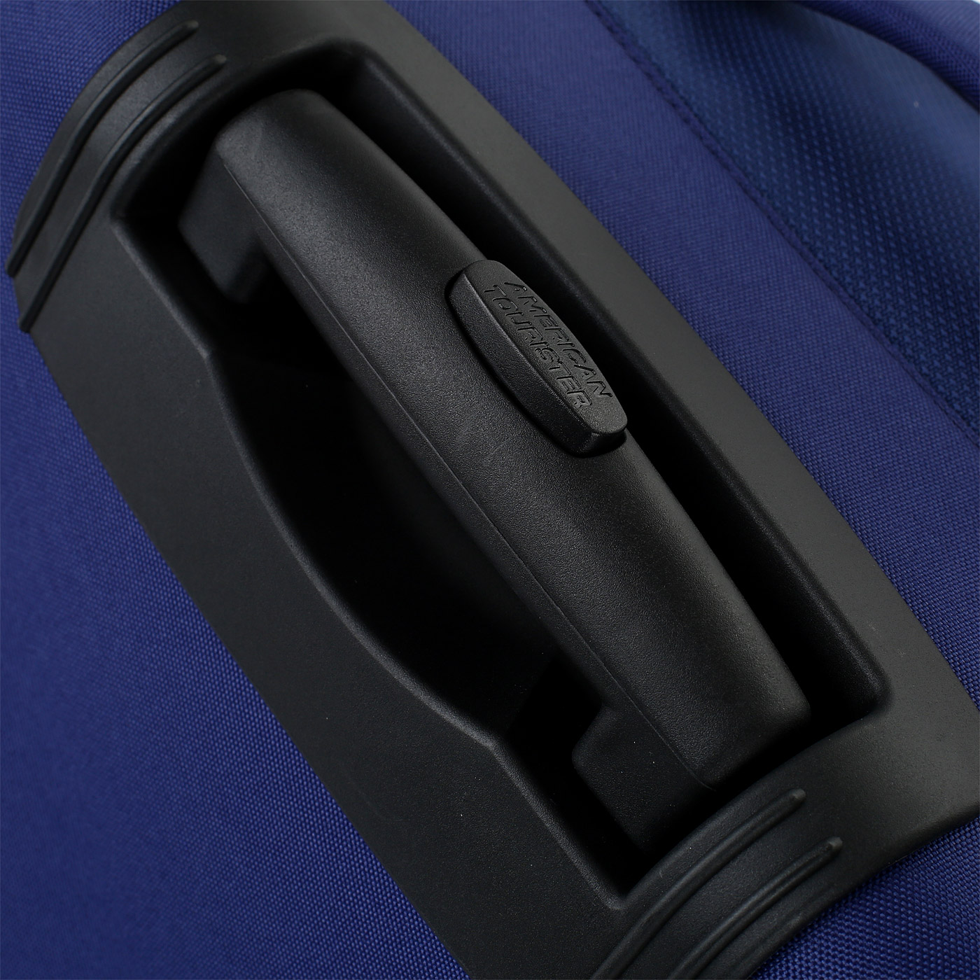 Дорожная сумка на колесах American Tourister Heat Wave