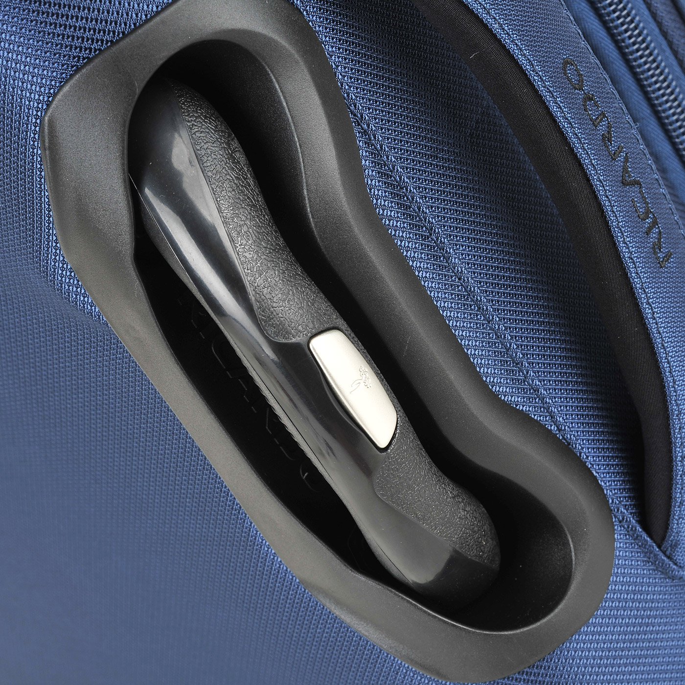 Чемодан маленький S тканевый Ricardo Mar Vista