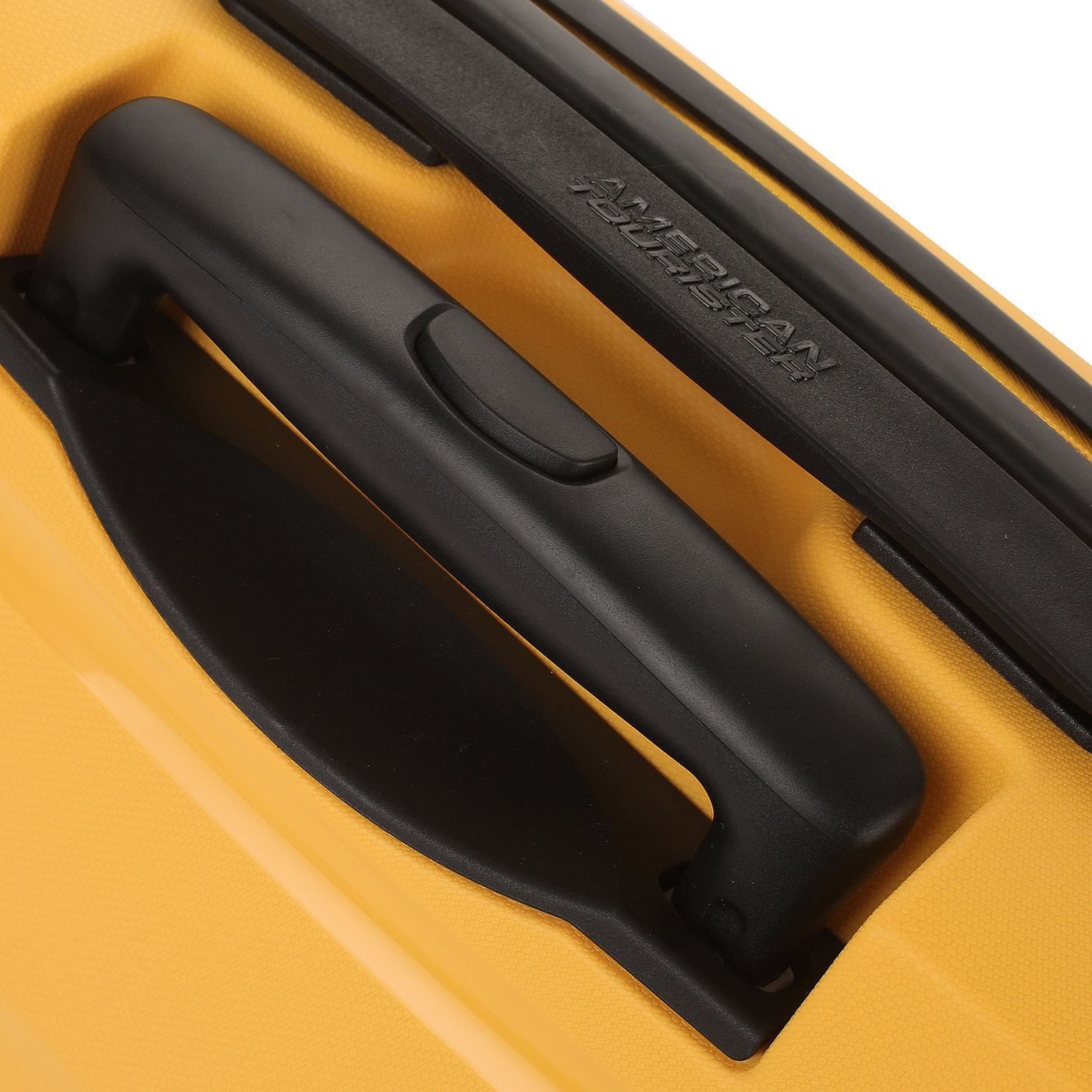 Чемодан для ручной клади из полипропилена с кодовым замком American Tourister Bon Air