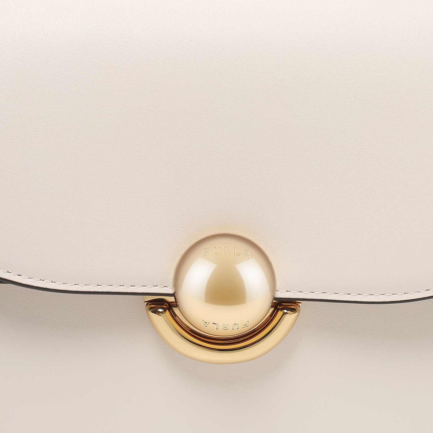 Сумка через плечо Furla Sfera