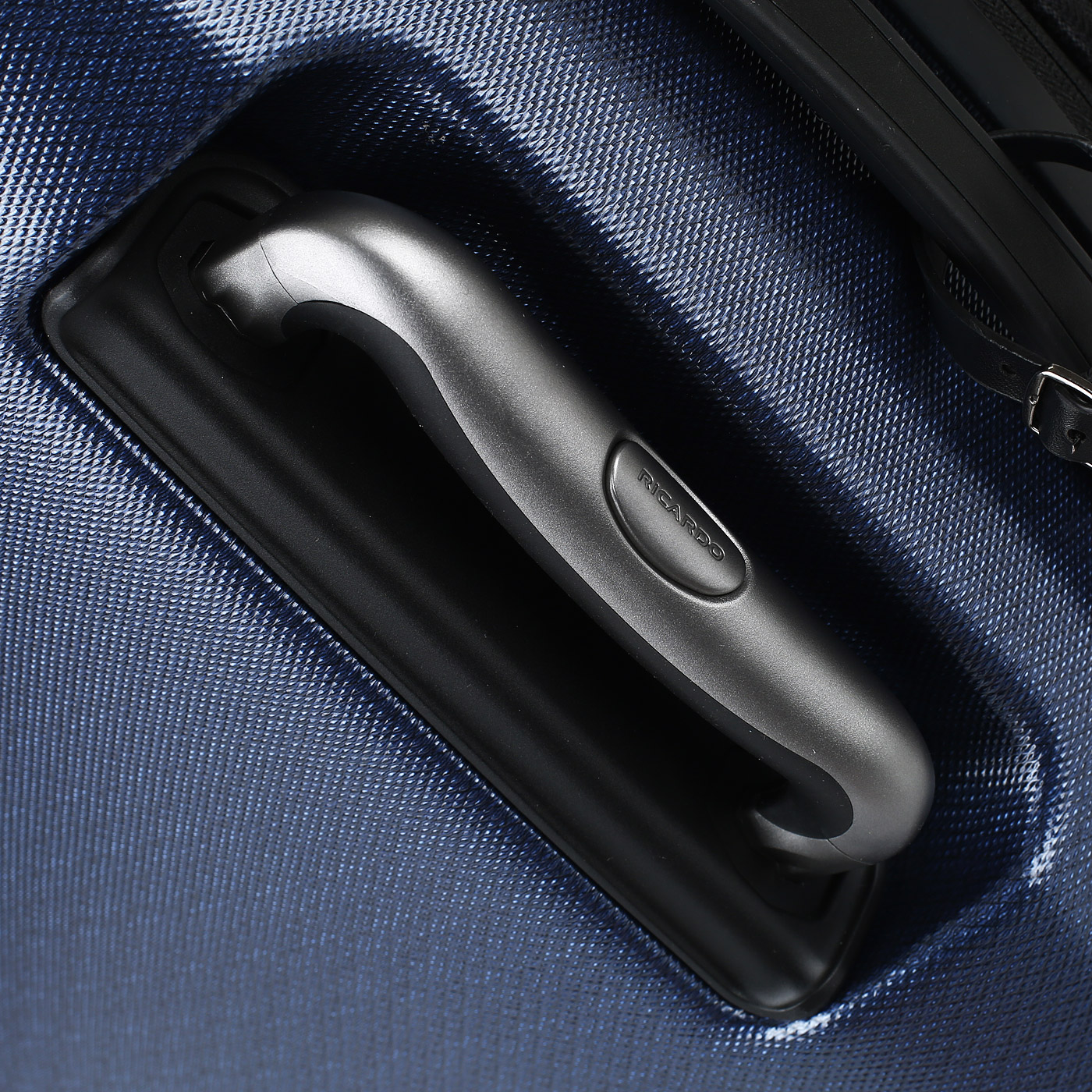 Чемодан очень большой XL из поликарбоната Ricardo San Clemente 2.0