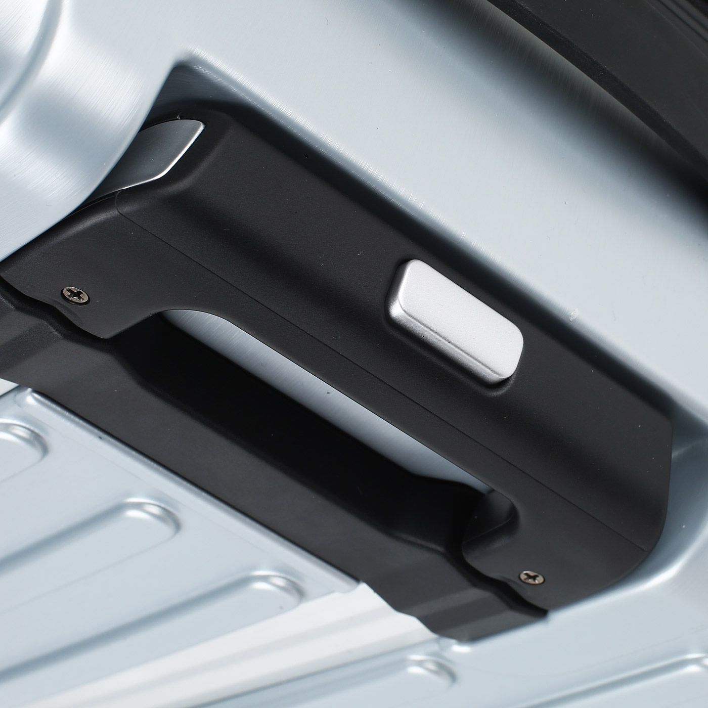 Чемодан средний M из ABS-пластика с кодовым замком Sun Voyage Elit